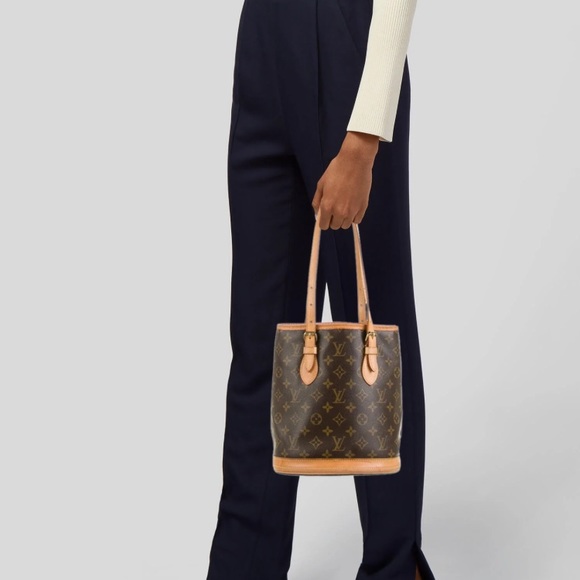 Louis Vuitton Monogram Bucket Bag - Picture 9 of 10